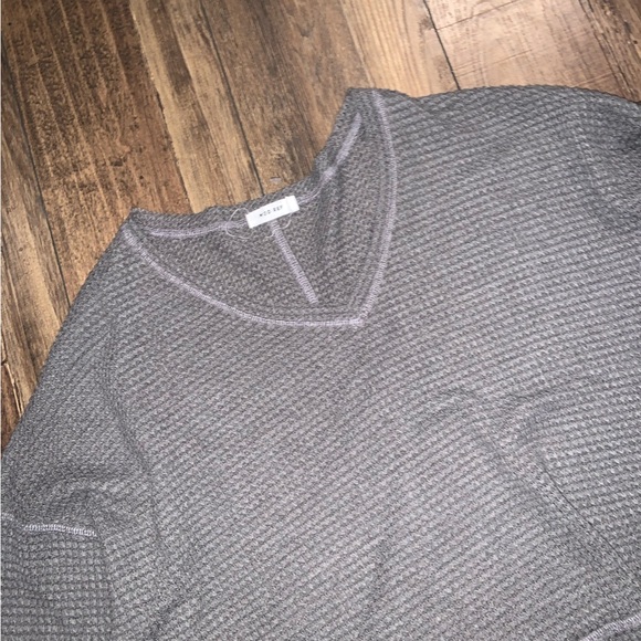 Mod ref gray cropped long sleeve thermal s/m contemporary casual boho winter - Picture 3 of 7